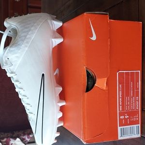 Nike Football/Lacrosse Cleats, Size 8